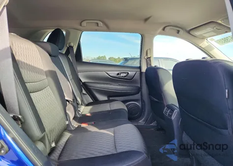 2017 Nissan Rogue S z USA, uszkodzony, nr VIN KNMAT2MT2HP604387